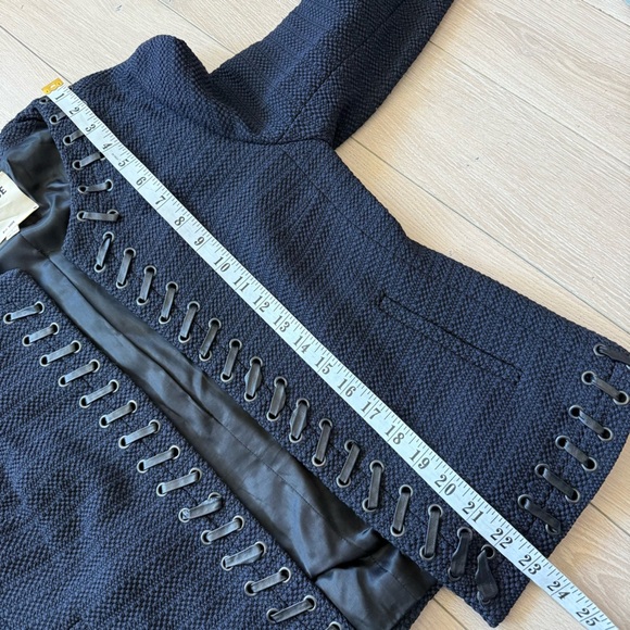 L’AGENCE Devereux Women's Navy Blue Lace-Up Bouclé Blazer Jacket Size 8 - Picture 4 of 12